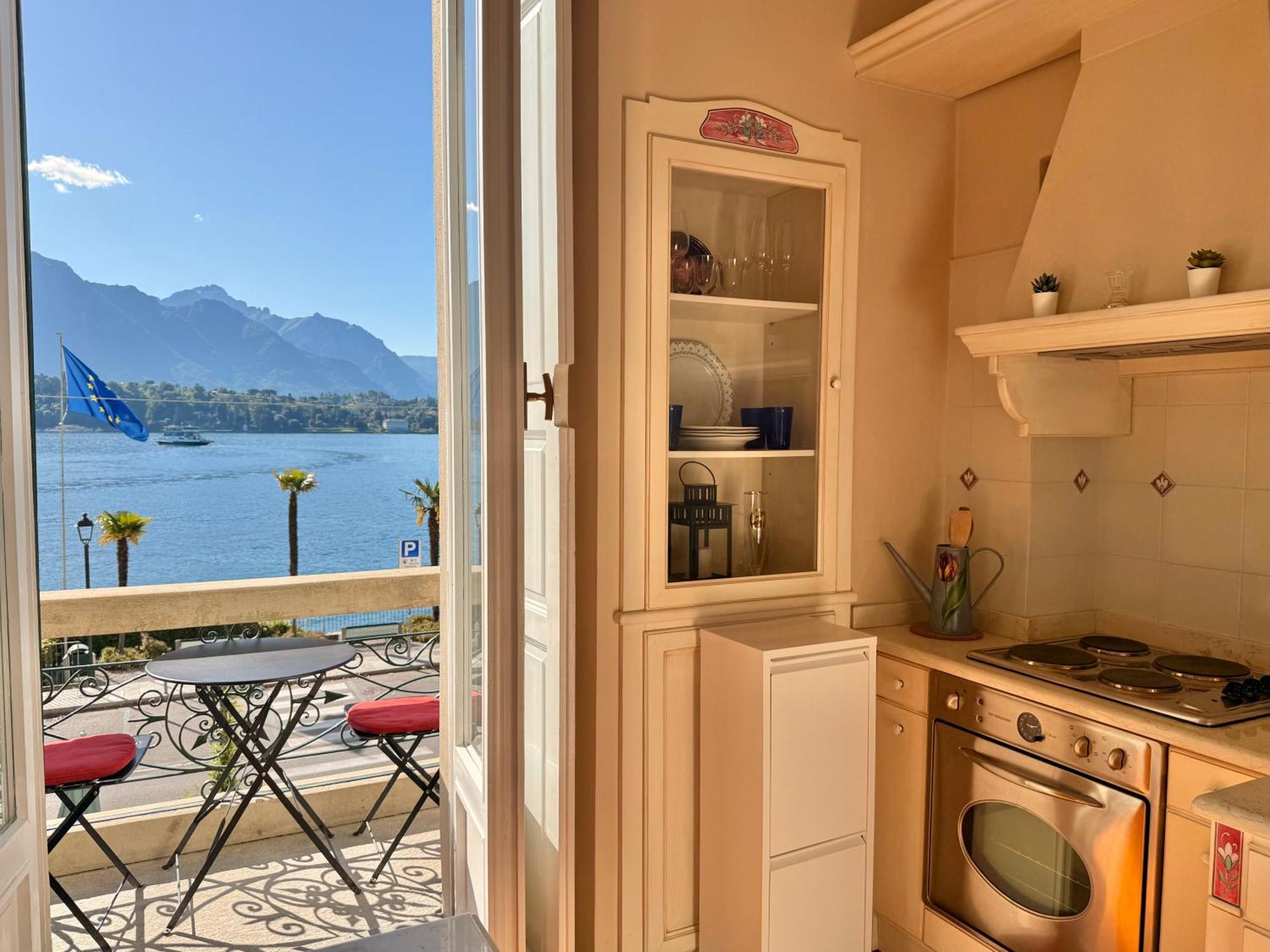 Belle Ile Lake View Suite Cadenabbia Exterior foto